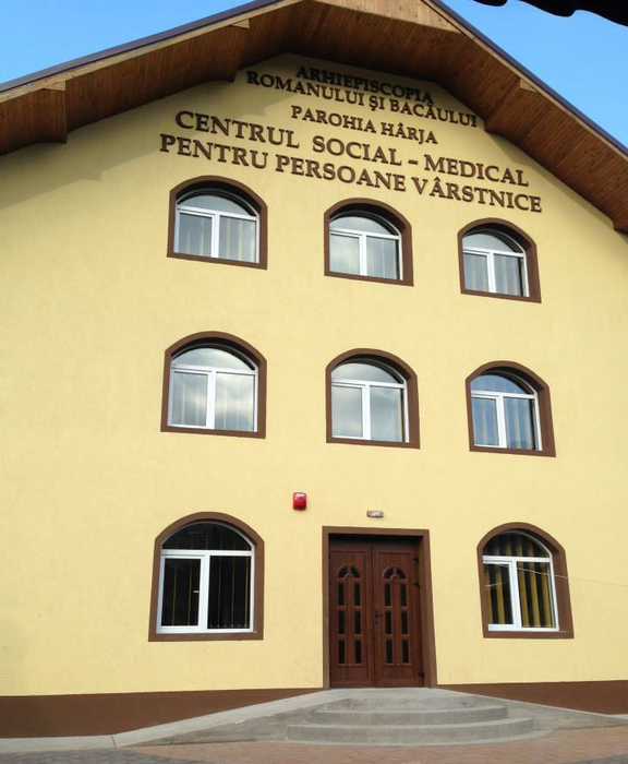 Căminul de bătrâni din Onești va fi evacuat. Ce se întâmplă cu bunicii care nu mai au pe nimeni