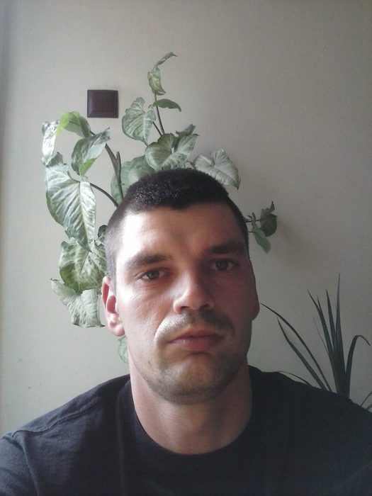Ferenc Csomos a postat glume şi sfaturi amoroase de pe telefonul celui căruia îi zdrobise capul