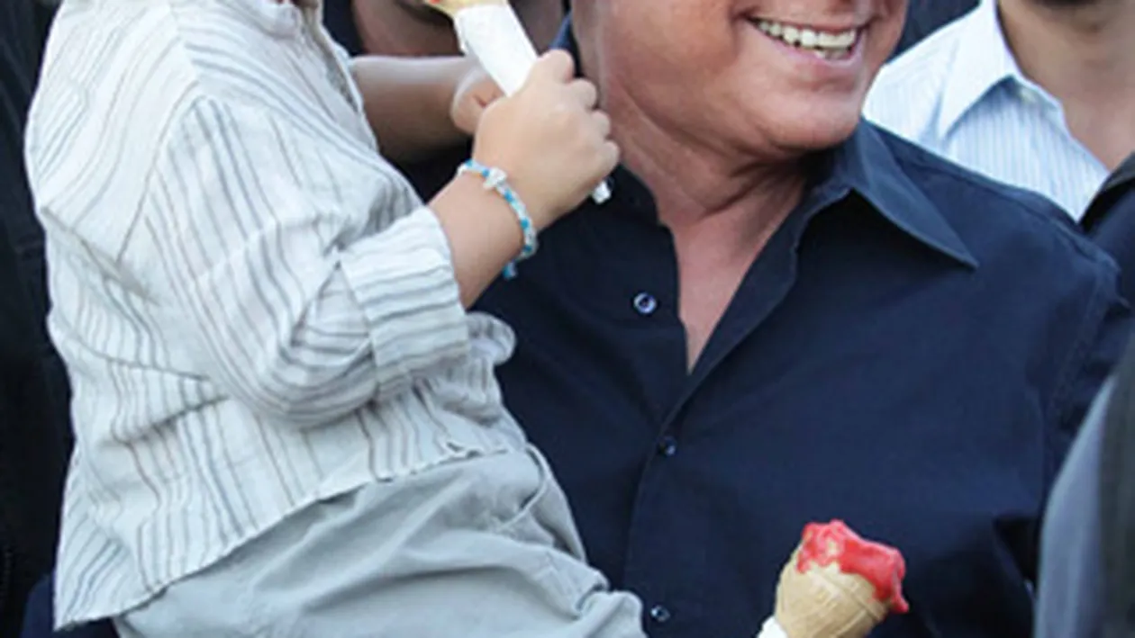 Isi reface reputatia cu ajutorul nepotului