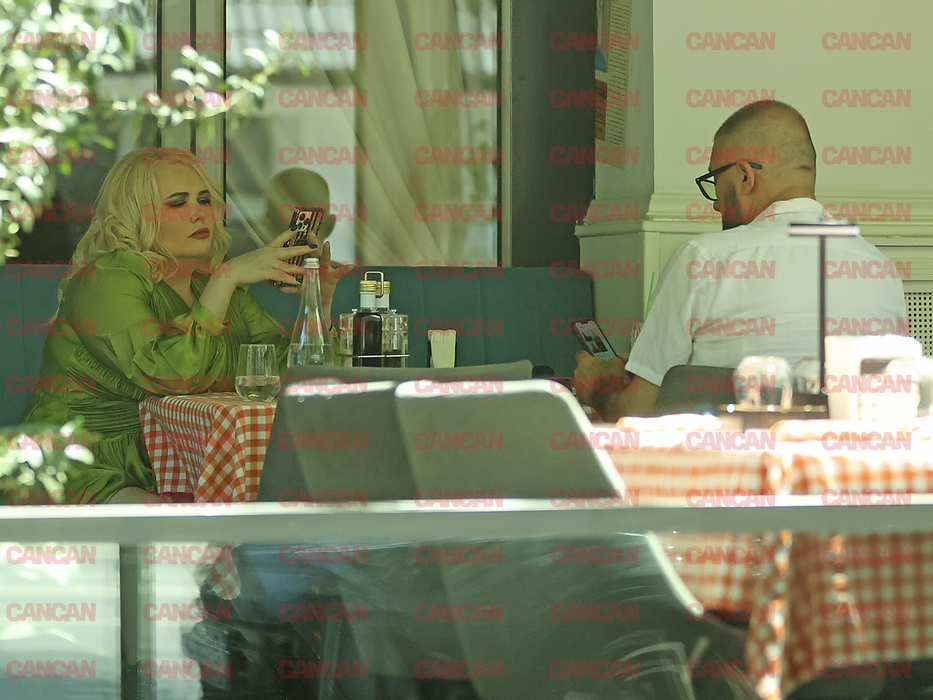 Viorica și Ioniță de la Clejani au fost surprinși luând masa la un restaurant din Floreasca (Foto: CANCAN.RO)