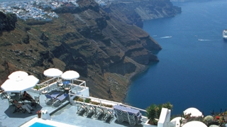 100.000 de turisti, blocati in Grecia