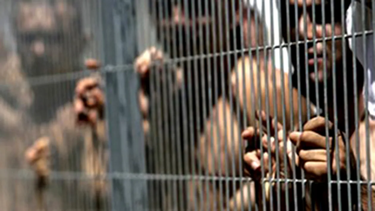 Guvernul afgan a semnalat cazuri de tortura in inchisoarea de la Bagram!
