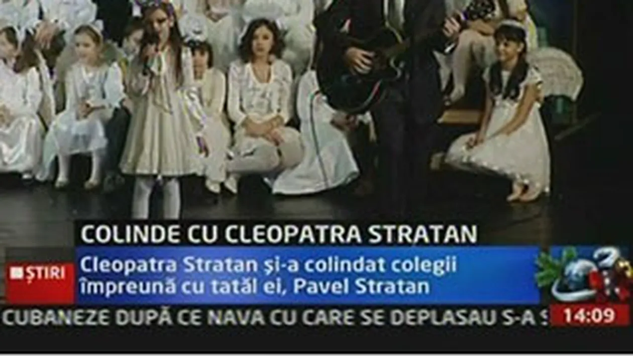 VIDEO Cleopatra Stratan a colindat impreuna cu tatal ei! Afla ce mesaj le-a transmis parintilor ei!