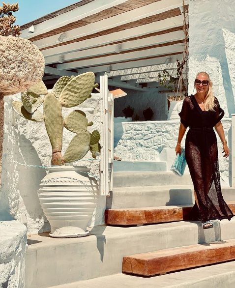 Corina Mihăilă are o vacanță incendiară la Mykonos