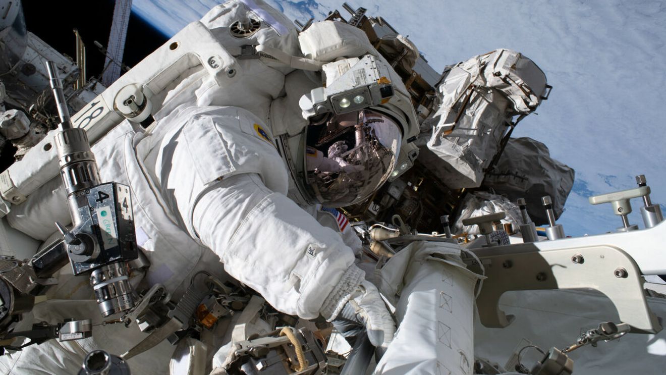 Gheorghe Botezatu, genialul profesor, matematician și inginer român ale cărui calcule au fost fost folosite la NASA pentru celebrul program spațial american “Apollo”