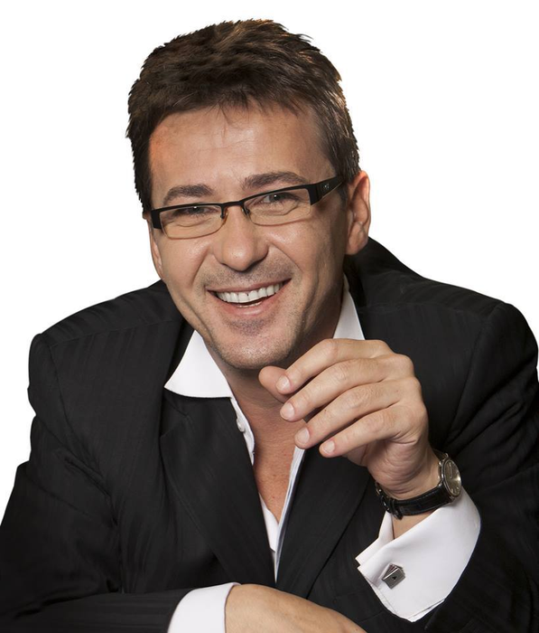 E fabulos pentru un artist român! Florin Chilian a devenit coleg cu… Sir Elton John!