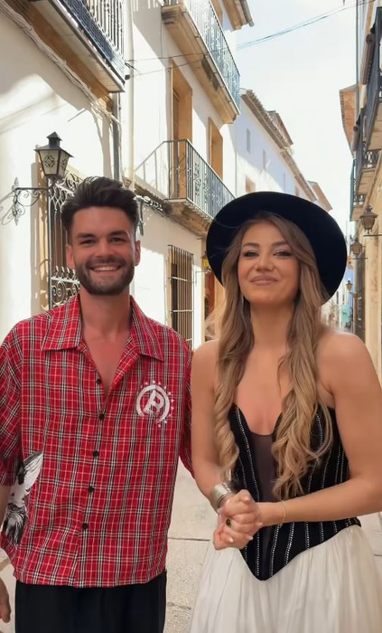Codruța Filip, în compania unui bărbat căsătorit! Au plecat în Spania și s-au distrat pe cinste: „Un puternic impact emoțional”