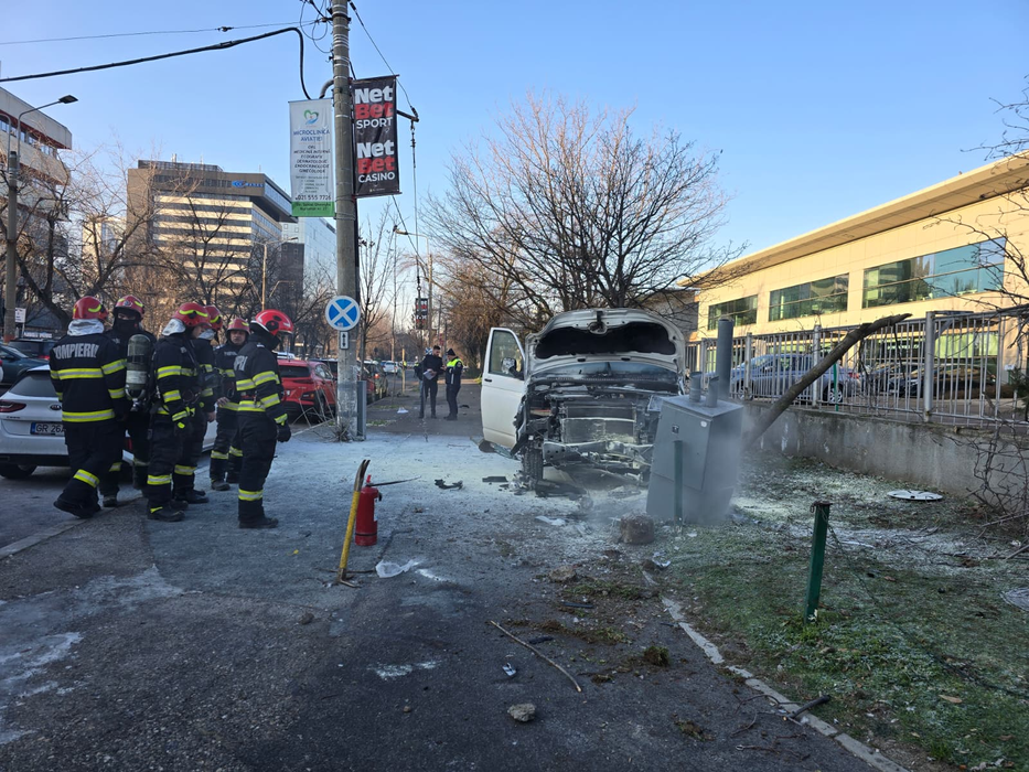 Grav accident de circulație în București! O femeie a fost lovită pe trotuar