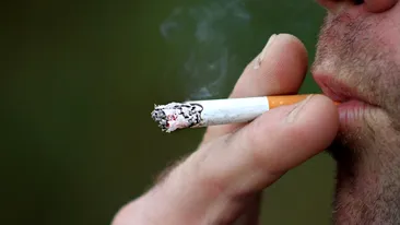 Lovitură grea pentru fumători la început de 2023! Incredibil cât o să ajungă un pachet de țigări