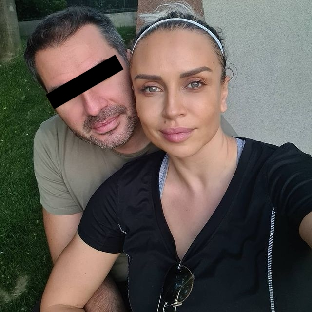 Adina Halas, alături de soțul ei