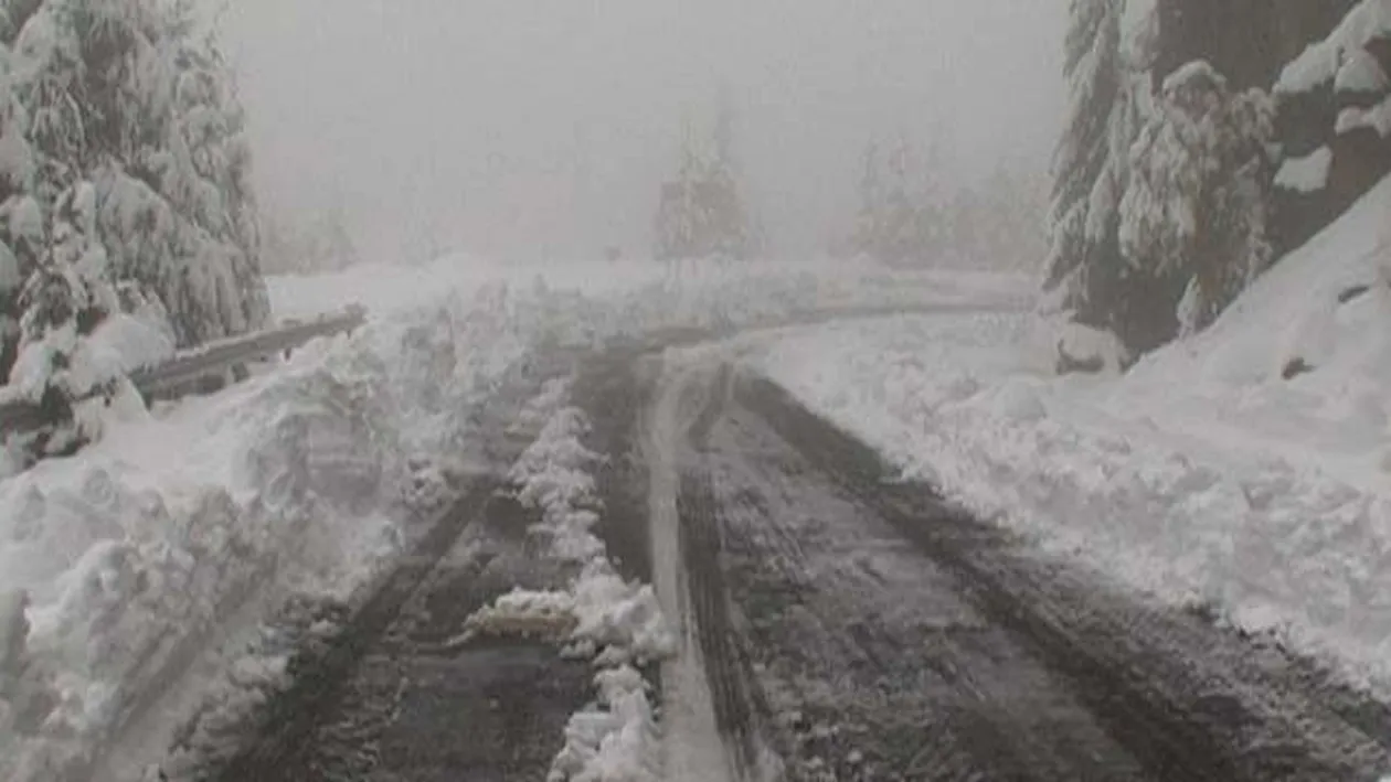 BREAKING NEWS! Peste cateva ore incepe sa ninga in Bucuresti si nu numai. Afla detalii despre alerta meteo