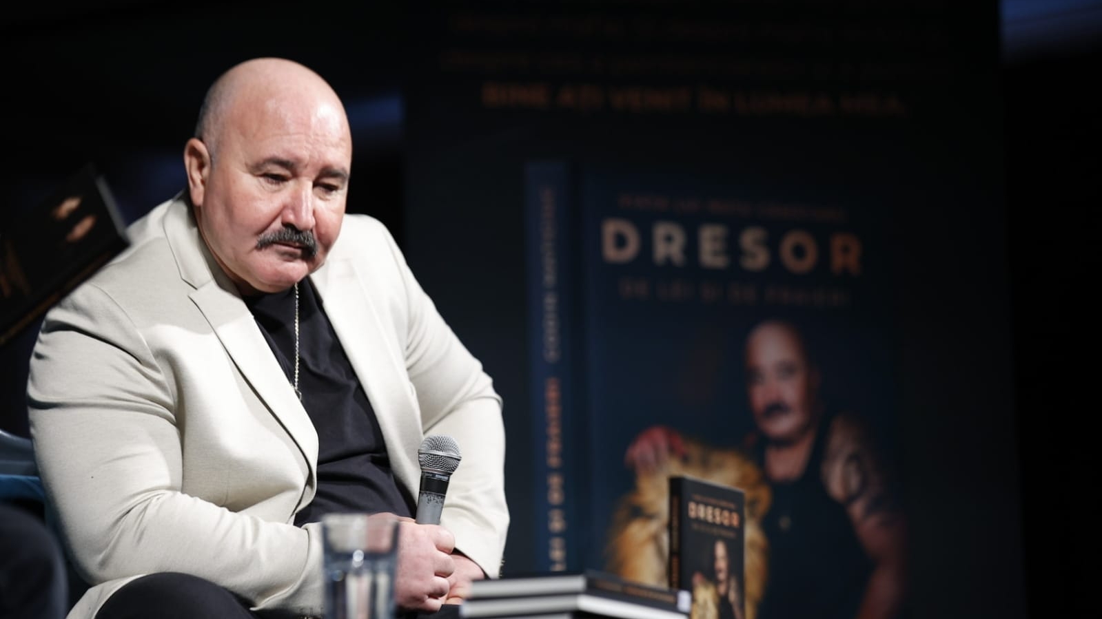 Scandal în lumea interlopă, după apariția cărții biografice a lui Nuțu Cămătaru. Clanul Ștoacă a luat foc: “Nu este nimic adevărat, fraților!” + “În Ferentari se droghează inclusiv copilul tău”