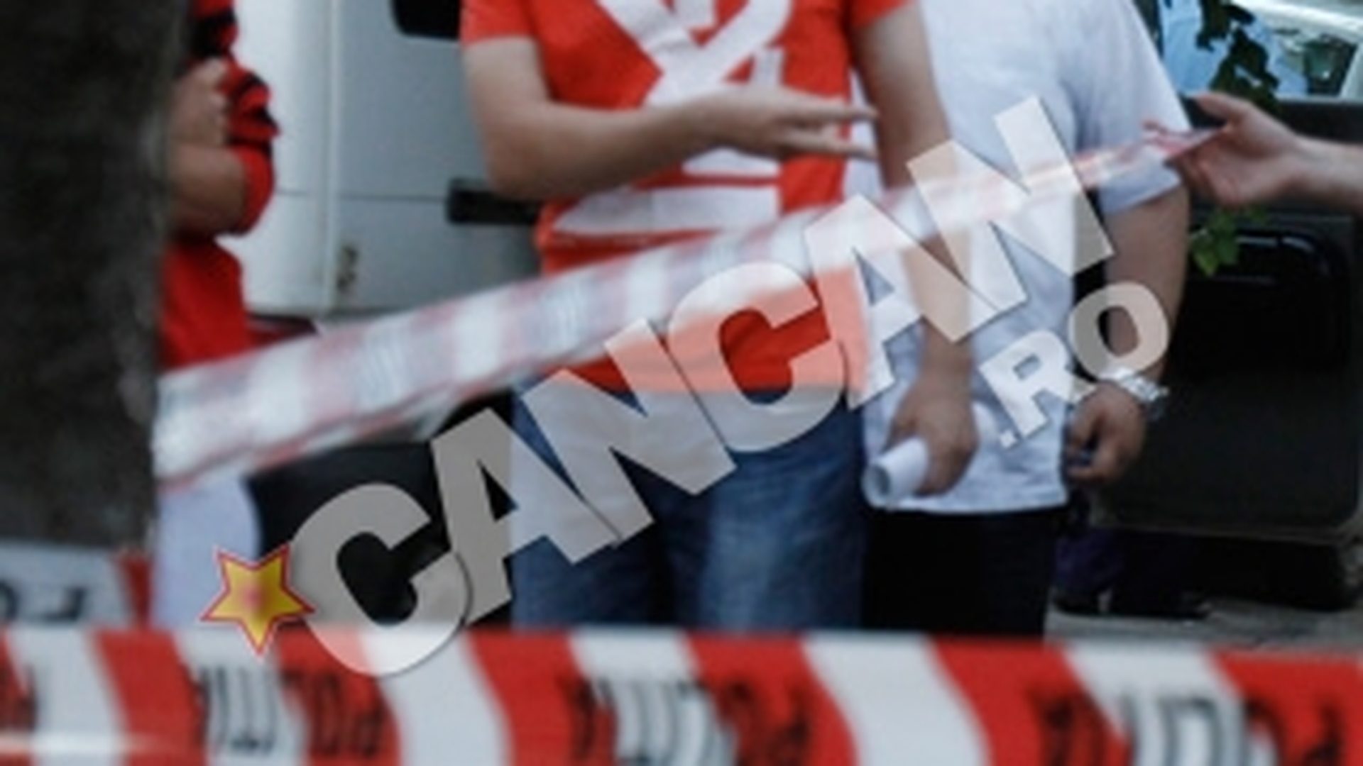 Un copil de cinci ani a murit, dupa ce un zid de caramida s-a prabusit peste el si alte 2 persoane, in Bucuresti!
