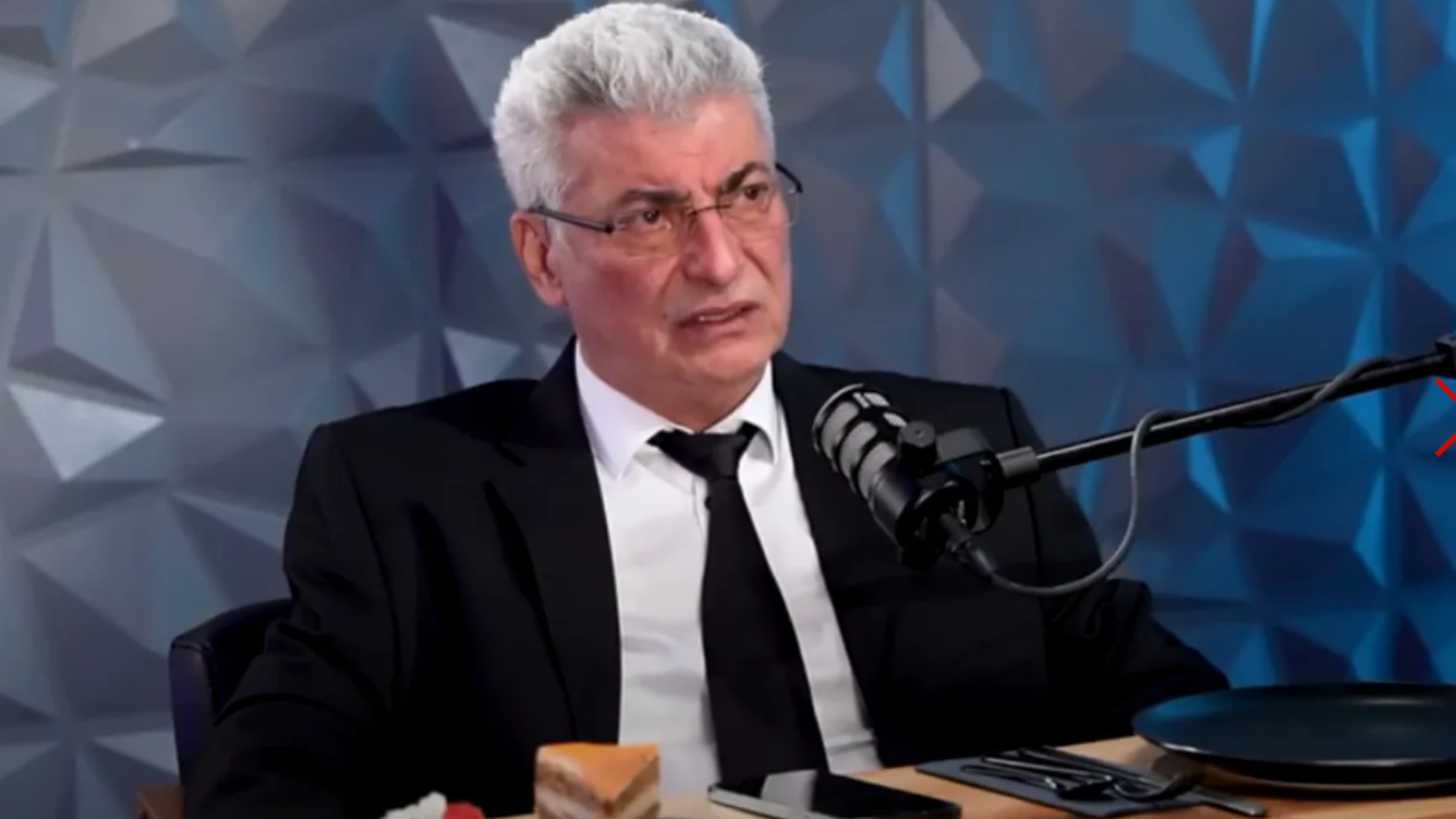 Cum arată mormântul lui Silviu Prigoană, la 6 luni de când s-a stins din viață. Regretatul afacerist, uitat de familie și apropiați!