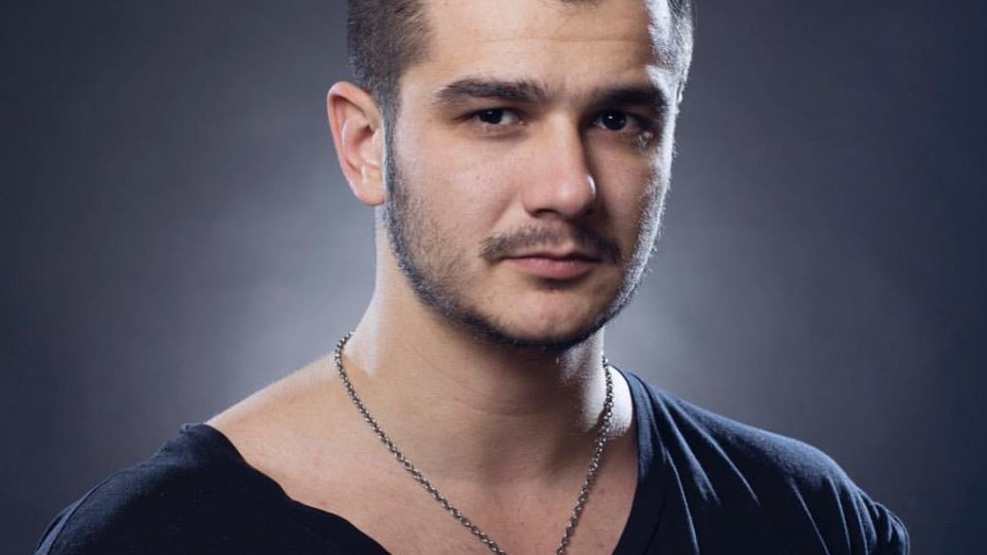 Exclusiv. Cu cine se iubește Malone din "Băieți de oraș"! Primele imagini cu ei împreună