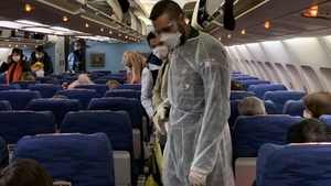 Un avion cu ruta București-Suceava a fost întors din drum din cauza unei pasagere care tușea