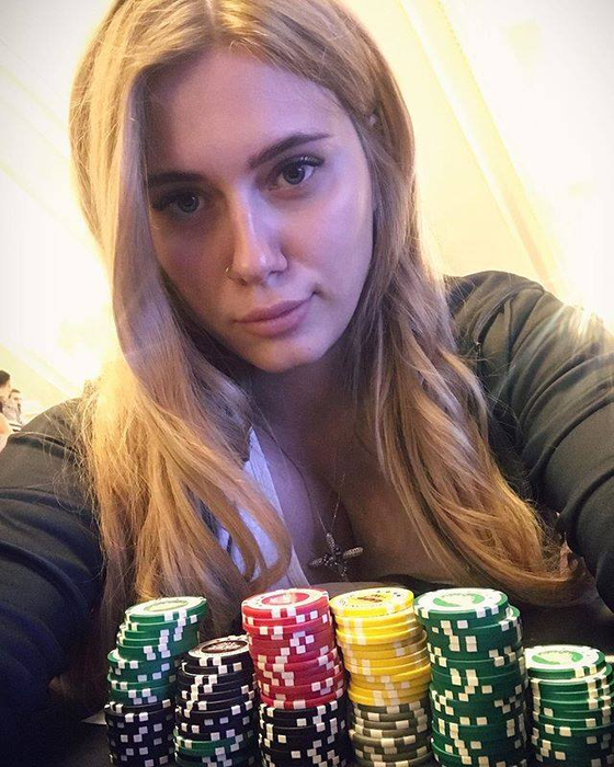 A murit cea mai sexy jucătoare de poker din Rusia! Care au fost cauzele decesului