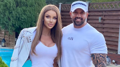 Bianca Drăgușanu și Alex Bodi au dezvăluit pe Facebook că “s-au căsătorit”! Ei s-au împăcat în urmă cu mai bine de 2 săptămâni