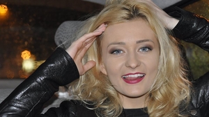 Atenţie! Imagini şi detalii cu un puternic impact emoţional! Blonda lui Tuncay, desfigurată în bătaie, după o noapte în club!