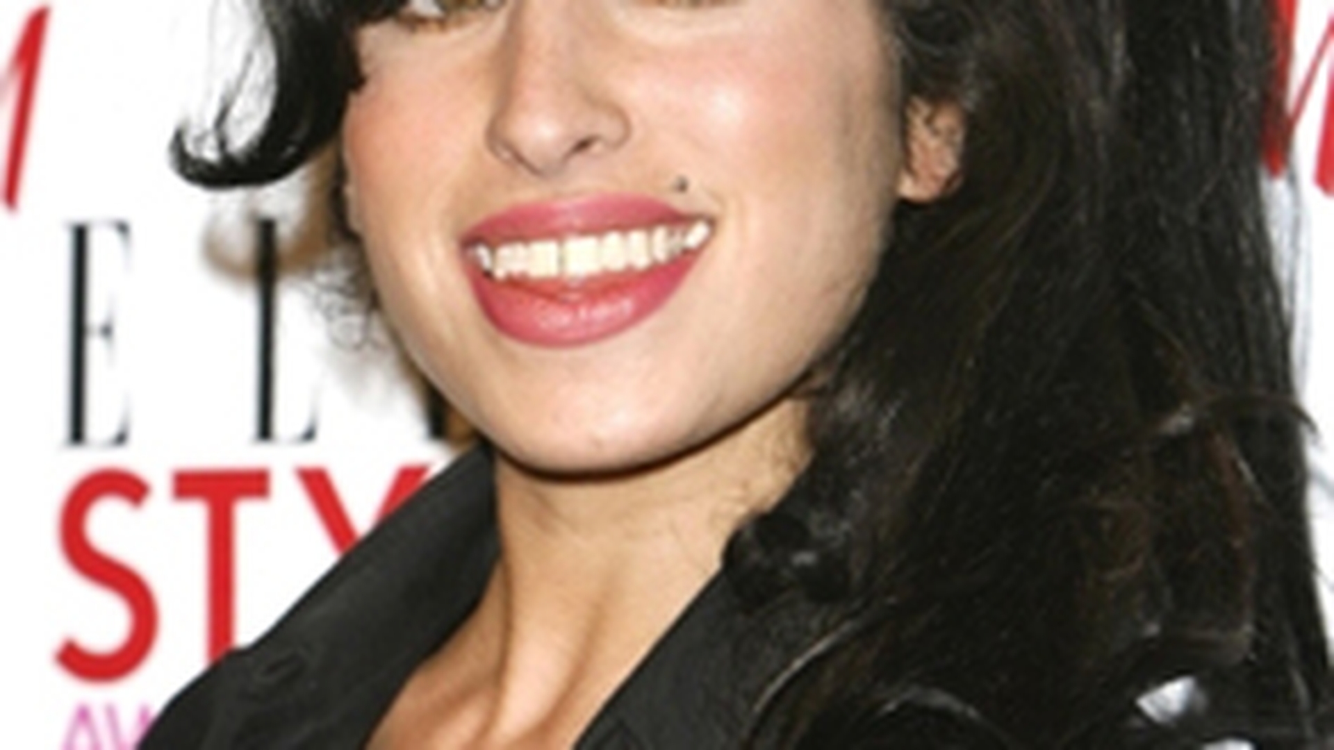 Amy Winehouse a clacat nervos