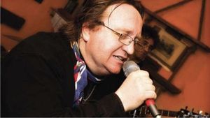 Mike Godoroja pleacă în turneu național! Artistul are planuri mari: „Sper să reușesc să aduc...”