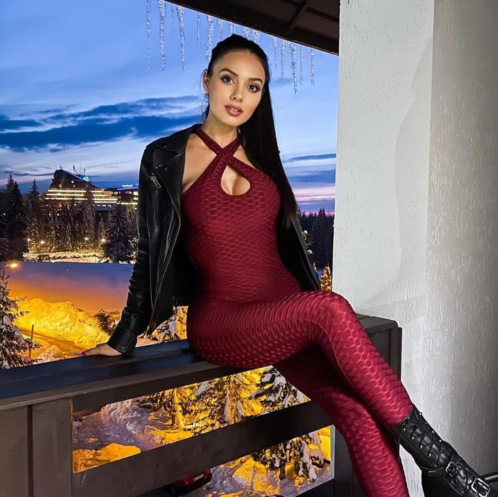 „Prințesa cu volănașe”, dată afară de la Desafio. Câți bani a primit Luiza Condrea, de la Pro TV, pentru cele 11 săptămâni în Thailanda