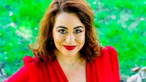 Oana Roman își ia liber de la stresul din Capitală și pleacă într-o vacanță bine meritată! Cine o va însoți pe vedetă