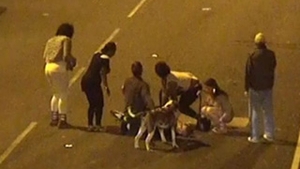 Imagini socante. Un taximetrist si-a calcat clientul cu masina pentru ca nu s-au inteles la bani