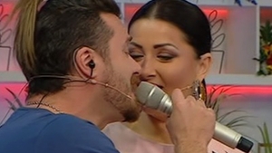 TAVI CLONDA i-a făcut o surpriză GABRIELEI CRISTEA, în direct! Momentul a fost emoţionant