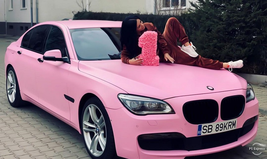 Carmen de la Sălciua și BMW-ul de lux, cumpărat de la fostul iubit