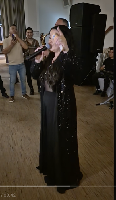 De nerecunoscut! Carmen de la Sălciua, schimbare radicală. Puțini își dau seama că e chiar ea