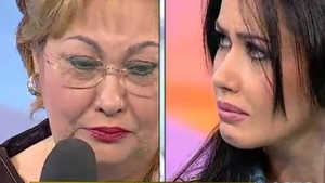 Oana Zavoranu a inceput sa vanda bunurile mamei sale! Care sunt cele mai scumpe lucruri de la Marioara