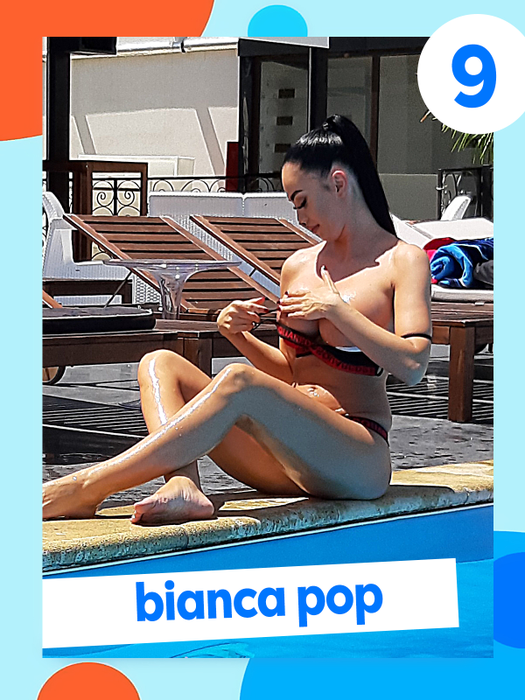 Top 30 sexy-vedete din România care își fac „check-in” pe plajă la costumele de baie