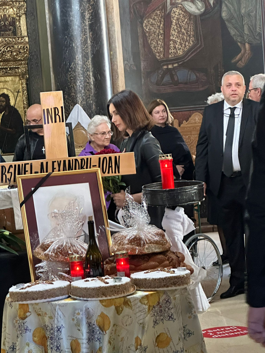 Alexandru Arșinel, condus pe ultimul drum  (Foto: CANCAN.RO)