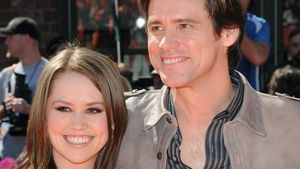 Pe JIM CARREY îl cunoaşte întreaga planetă, dar aşa arată fiica lui! Uite cât de frumoasă s-a făcut micuţa de altădată