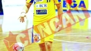 Banul cu fete identice