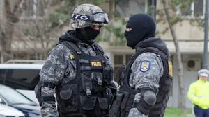 Lovitură dură pentru clanul Duduianu! 11 membri au fost reținuți. De ce sunt acuzați interlopii + Ce s-a găsit la percheziții