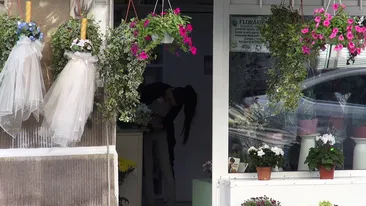 Tonciu nu-i o planta si nici o “Buruiana”! Vanzarile infloresc cand isi baga nasul in afacerea mamei!