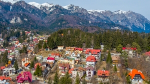 Se vinde hotelul-simbol al stațiunii Sinaia. Suma care se cere este uriașă