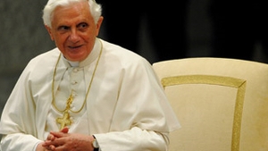 Papa Benedict al XVI-lea a luat masa cu o romanca