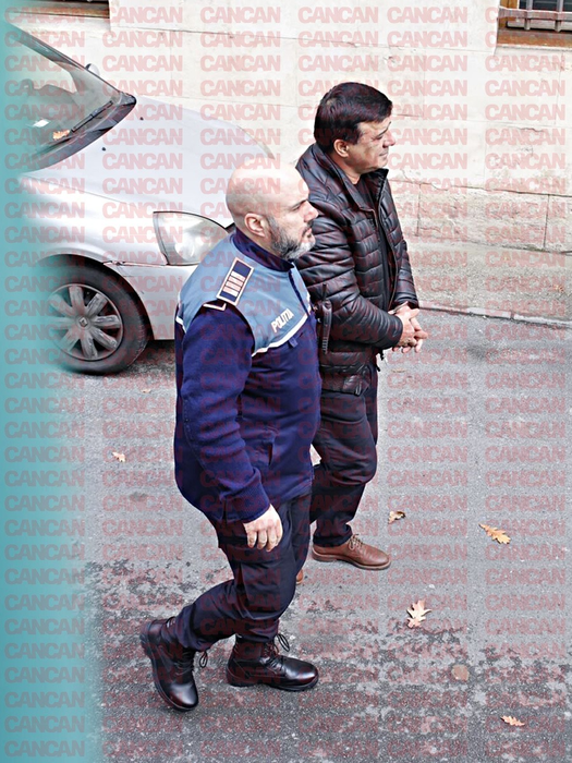 Fostul baron PSD-ist Niculae Bădălău, reținut de DNA, după ce a fost săltat și dus la audieri duminică seară, într-un dosar de corupție (Sursă foto: CANCAN.RO)