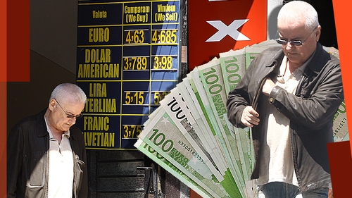 Celebrul milionar a scos ”valuta” de la saltea! Imaginile care îl dau de gol...