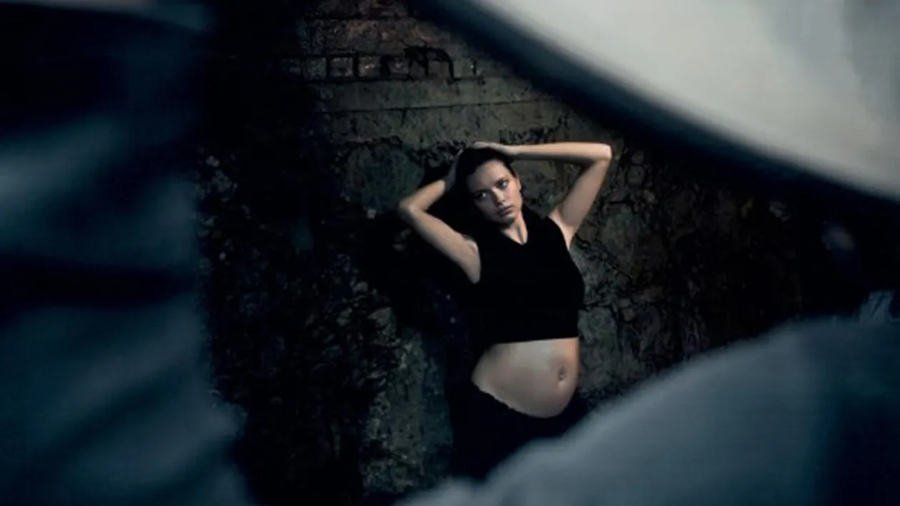 Fara nuduri in calendarul Pirelli