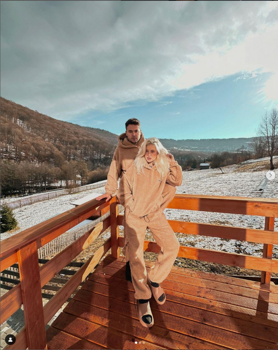 În timp ce Alina va locui în permanență aici, Raul va sta două săptămâni și la Cluj! (SURSA: INSTAGRAM.COM)