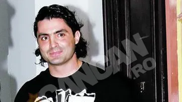 Pepe a ramas cu buza umflata: Oana nu mi-a adus revista, asa cum a promis