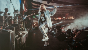 Delia, aniversare cu surprize la Berăria H: Carla’s Dreams, The Motans, UDDI, Macanache au urcat pe scenă alături de artistă! Cântăreața se pregătește pentru un mega-show