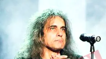 Cristi Minculescu a rupt legatura cu prietenii sai