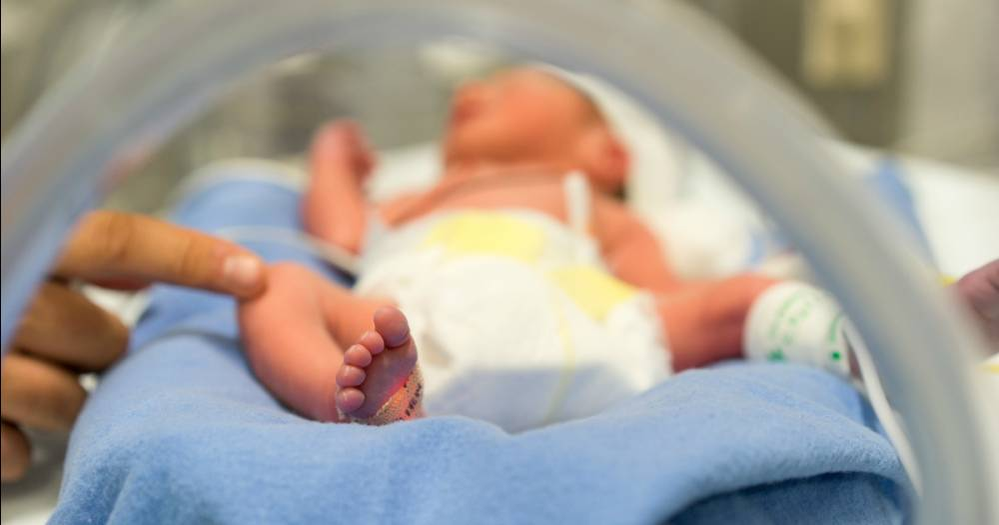 Bebelușii riscă să-și piardă viața dacă sunt infectați cu stafilococul auriu