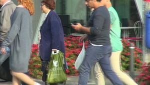 Imagini cu iubita lui insarcinata! Cum arata femeia care il face fericit pe unul dintre cei mai cunoscuti artisti de la noi!