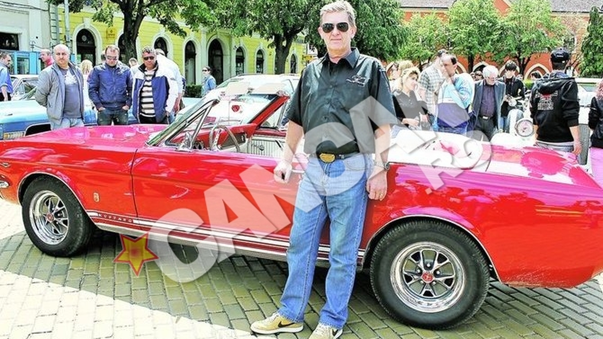 Mustang de 55.000 de euro facut dintr-o rabla. Dietmar Bloemer, din Satu Mare, se mandreste cu un automobil unicat